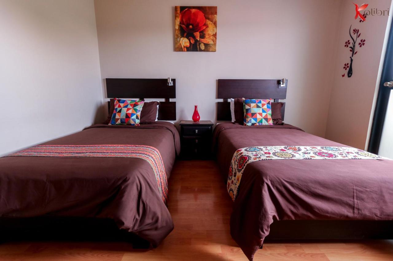 Hostal Kolibri B&B Cuenca Esterno foto